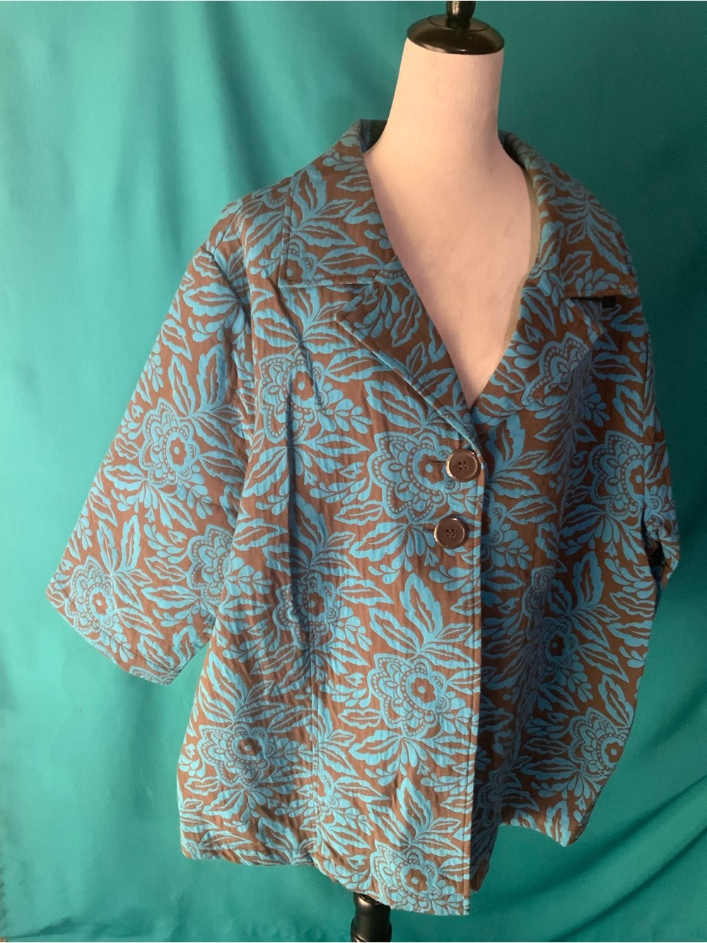 Maggie Barnes Glamorous Blue Floral Brocade Cape Jacket